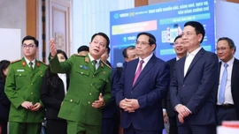 Thủ tướng: Mỗi người dân hãy chủ động trở thành những "công dân số"