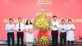 Phó Chủ tịch UBND tỉnh Phan Trung Bá dự ngày hội "Toàn dân bảo vệ an ninh Tổ quốc”