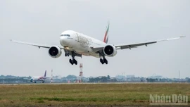Nhiều hãng hàng không tiếp tục điều chỉnh kế hoạch khai thác