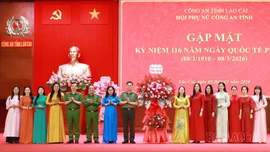 Phụ nữ Công an tỉnh Lào Cai: Khẳng định bản lĩnh "người giữ lửa" trong màu áo sắc phục