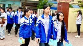 Hơn 2.300 học sinh thi học sinh giỏi cấp tỉnh các môn văn hóa cấp THCS