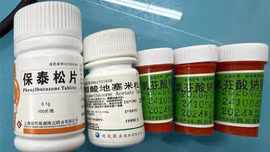 Cụ ông hôn mê vì uống thuốc chứa chất cấm Phenylbutazone tự mua trên mạng