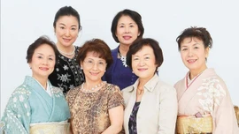 Dịch vụ thuê bà ngoại gây 'sốt' ở Nhật Bản