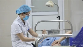 Lạm dụng rượu kéo dài dẫn tới xơ gan nặng, nhiều bệnh nhân nguy kịch