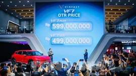 Xe thuần điện VF7 của VinFast xuất hiện tại thị trường Indonesia