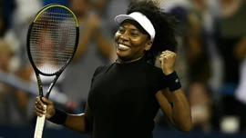 Venus Williams lập kỳ tích ở tuổi 45