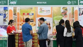 Sức hút từ các gian hàng quốc tế tại Hội chợ Mùa thu lần thứ I - 2025