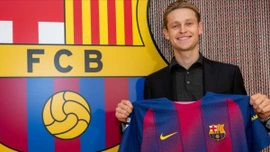Mục tiêu của MU gia hạn hợp đồng với Barca