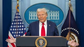 Tổng thống Mỹ D. Trump ký sắc lệnh giảm giá thuốc