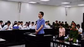 Xét xử vụ án làm giả hàng triệu sản phẩm bảo vệ sức khỏe giả