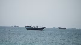 Lưu lượng giao thông qua eo biển Hormuz giảm mạnh, gần như ngừng hoạt động