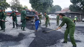 Ra quân sửa chữa, nâng cấp đường giao thông tại Khu công nghiệp Kim Thành