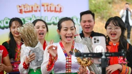 Bản làng lên sóng livestream: Công nghệ giúp nông sản vùng cao "chuyển mình"