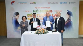 Hàng chục tỷ đồng tiếp sức cho nữ sinh dân tộc thiểu số