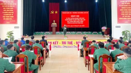 Trung đoàn 254 phối hợp với Trường Cao đẳng Lào Cai tư vấn hướng nghiệp, giới thiệu việc làm cho chiến sĩ chuẩn bị xuất ngũ