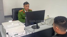 Công an phường Cam Đường xử phạt trường hợp chia sẻ thông tin sai sự thật trên mạng xã hội