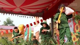 Xã Mường Khương: Gần 350 học sinh mầm non trải nghiệm làm chiến sĩ, tham quan khu di tích cách mạng Cổ Văn