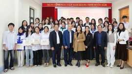 “Giữ lửa” văn chương cho thế hệ trẻ