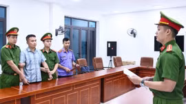 Vụ điểm 10 môn Toán ở Tuyên Quang: Khởi tố thêm 15 bị can