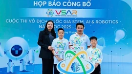 Học sinh Lào Cai xuất sắc đoạt 3 huy chương tại cuộc thi Robotics và AI quốc tế