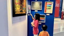 Nghệ thuật - cánh cửa mở ra thế giới của trẻ khuyết tật