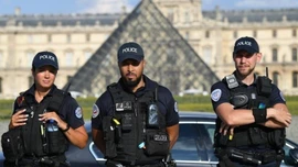 Pháp cho phép thử nghiệm camera AI chống trộm trong các cửa hàng