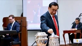 Peru bầu tân Tổng thống lâm thời trước thềm tổng tuyển cử