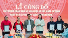 Công bố nhãn hiệu tập thể "Lạp sườn Mường Khương"