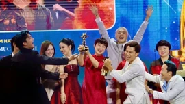 "Mưa đỏ" thắng lớn Giải thưởng Ngôi sao xanh 2025
