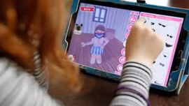 Cảnh giác bẫy lừa đảo qua game, dụ tải phần mềm độc hại, chuyển tiền đặt cọc