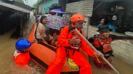 Indonesia ban bố tình trạng khẩn cấp do mưa lũ nghiêm trọng