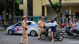 Kiểm tra, xử lý 2.100 học sinh và phụ huynh vi phạm an toàn giao thông