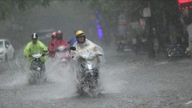 Thời tiết ngày 27/8: Mưa lớn diện rộng, cảnh báo nguy cơ lũ quét và sạt lở đất