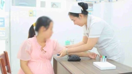 Tầm soát dị tật thai nhi: Những xét nghiệm mẹ bầu không nên bỏ qua
