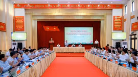 Thường trực Tỉnh ủy làm việc với Thường trực Đảng ủy 6 xã khu vực Lục Yên