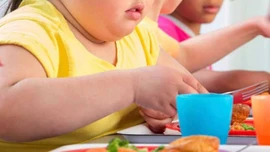 UNICEF: Lần đầu tiên tỷ lệ béo phì vượt suy dinh dưỡng ở trẻ em trên toàn cầu
