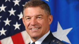 Trung tướng Mỹ Daniel Paul Leaf gửi thư chúc mừng Đại hội XIV của Đảng