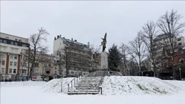 Châu Âu chật vật trong băng tuyết, ít nhất 8 người thiệt mạng