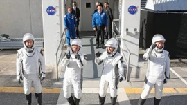 NASA cho phi hành đoàn hồi hương sớm hơn kế hoạch vì sự cố sức khỏe