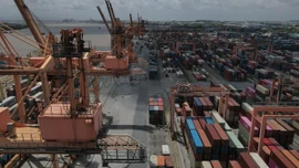 Xuất khẩu lập đỉnh tạo dư địa tăng trưởng mới