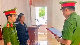 Khởi tố người đi bộ gây tai nạn chết người trên quốc lộ