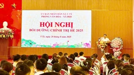 Xã Y Tý: Bồi dưỡng chính trị hè cho hơn 200 cán bộ quản lý và giáo viên
