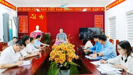 Đoàn công tác của Sở Dân tộc và Tôn giáo kiểm tra Chương trình mục tiêu quốc gia tại xã Mỏ Vàng