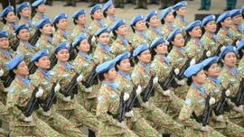 Khẳng định vai trò kiến tạo, đóng góp cho hòa bình, an ninh của phụ nữ quân đội