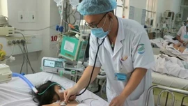 Sốt xuất huyết: Đừng chủ quan khi đã hạ sốt