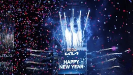 Hàng vạn người tới Quảng trường Thời đại đón năm kỷ niệm 250 năm thành lập nước Mỹ