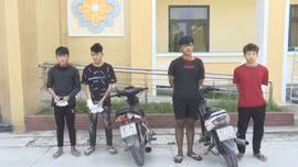 Bắt khẩn cấp 4 đối tượng chặn đường cướp tài sản trong đêm