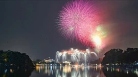 Tết trông lên, Tết nhìn xuống