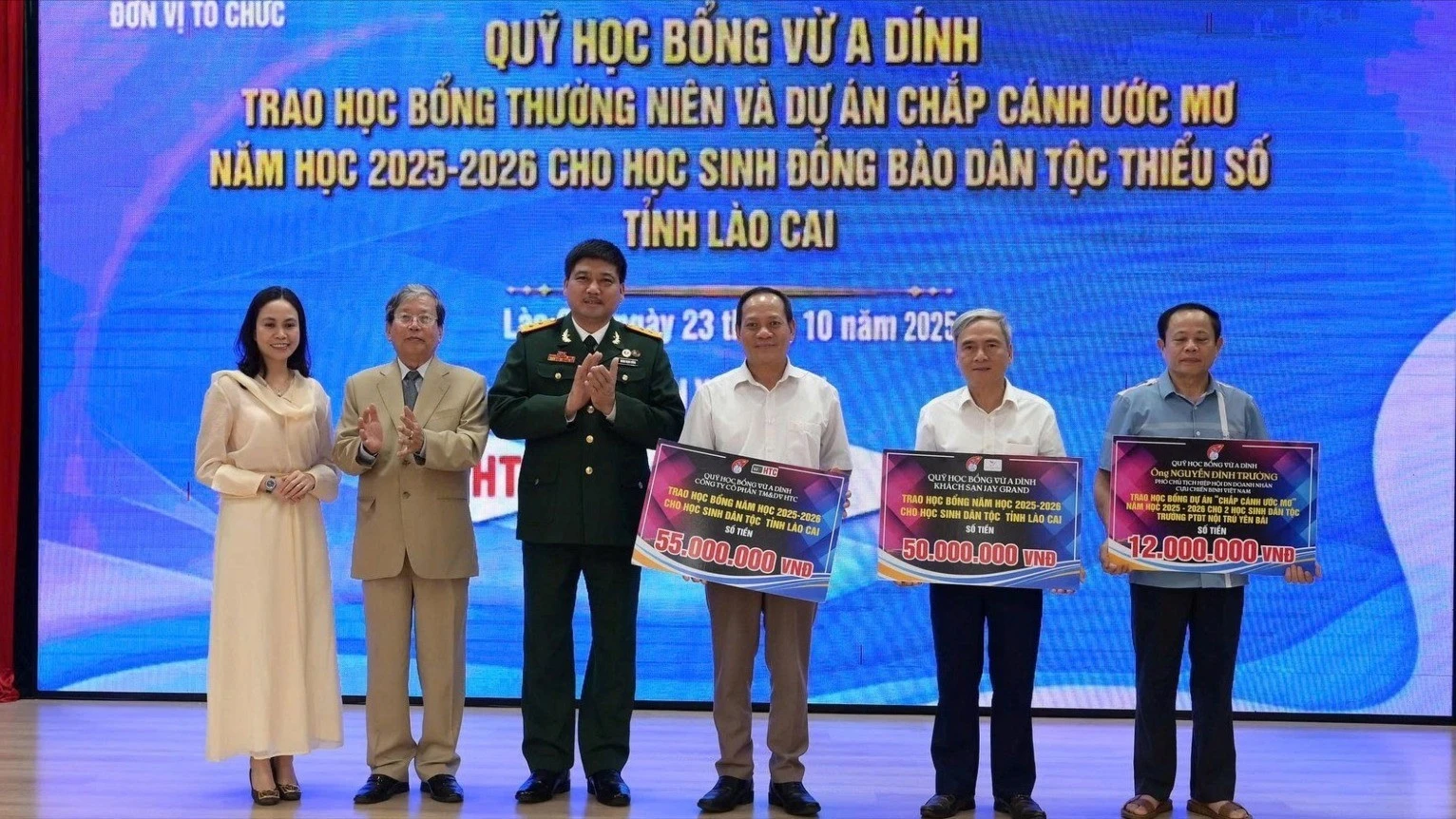k-hoc-8379.jpg