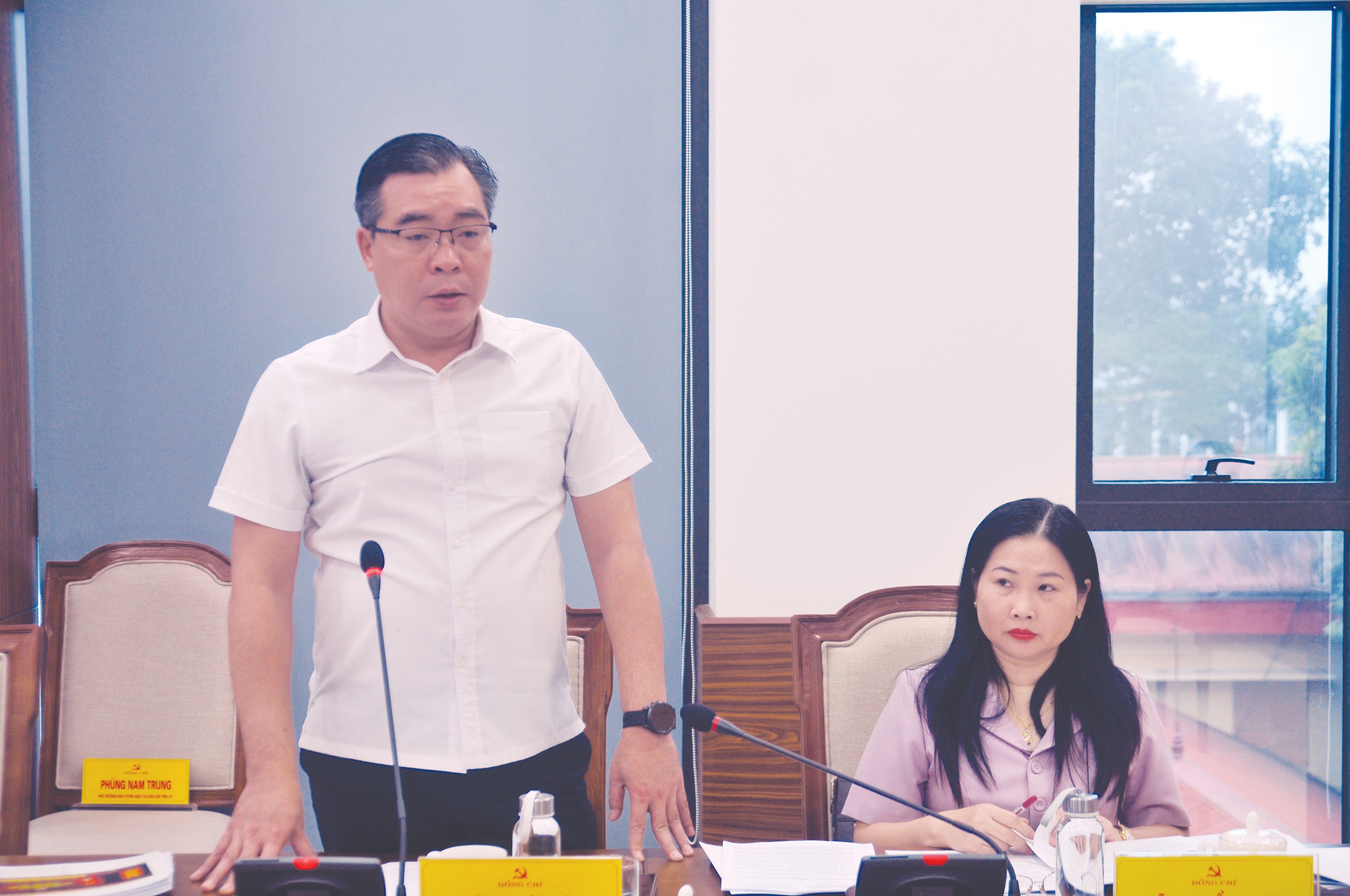 Đồng chí Nông Việt Yên, Giám đốc Sở Văn hóa, Thể thao và Du lịch phát biểu tại hội nghị. duc-2750-6445.jpg